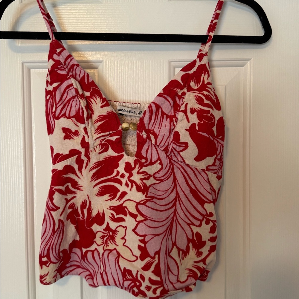 Abercrombie & Fitch Red and Cream Floral Camisole
